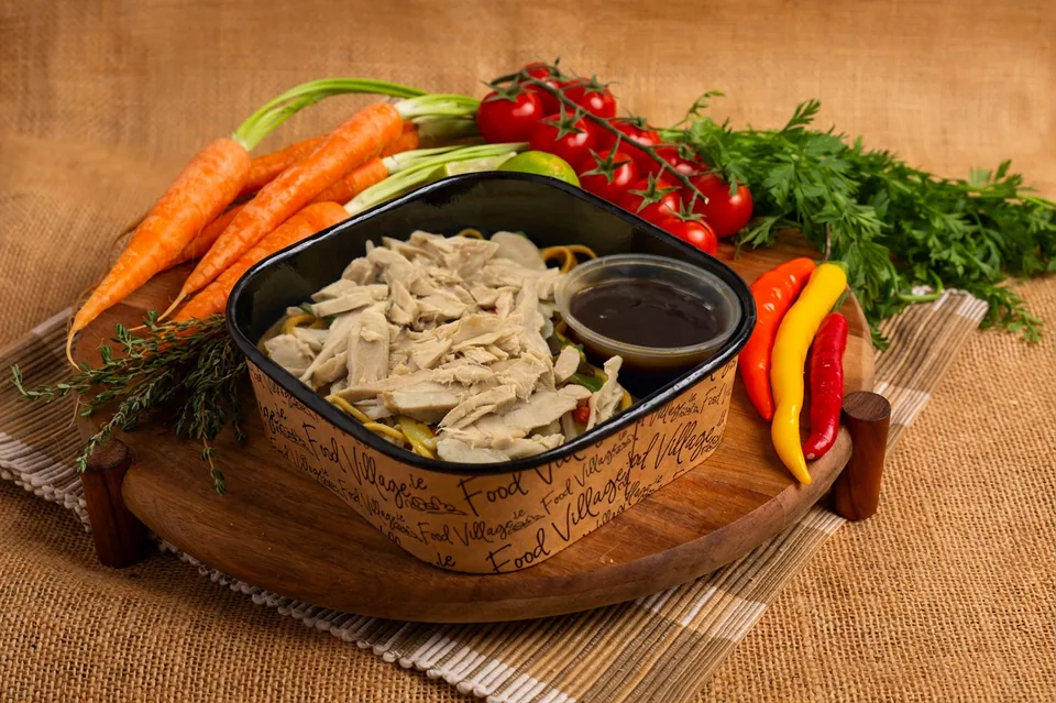 Hoisin duck noodles